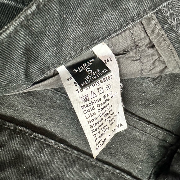 Womens size small/4 black jeans highwaisted straight leg - Picture 10 of 12